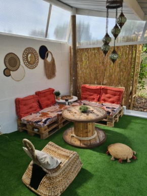 Ty Grain de Sel : logement privatif avec piscine, jardin et patio